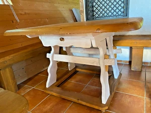 Massivholz Tisch Esstisch mit Besteckschublade und 2 Stühle aus Kiefernholz - Bild 1 von 7