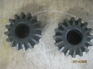 9.3 OPEN SIDE SPIDER GEARS 31 SPLINE VINTAGE PONTIAC OLDSMOBILE CATALINA GRAND - Picture 1 of 7
