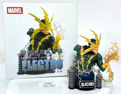 ELECTRO - Estatua - Art Asylum’s Rogues Gallery - Perno de electricidad dañado Foto 1 de 4