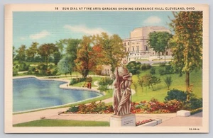 Esfera solar en Fine Arts Gardens mostrando Severance Hall Cleveland Ohio postal - Imagen 1 de 2