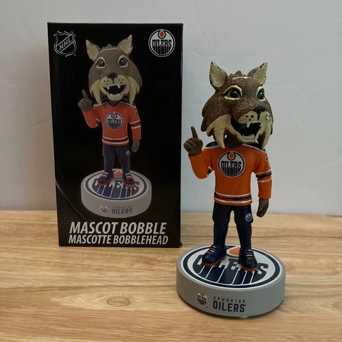 NHL Edmonton Oilers Hunter Mascot Bobblehead *LIMITED EDITION TO 2018* Cover