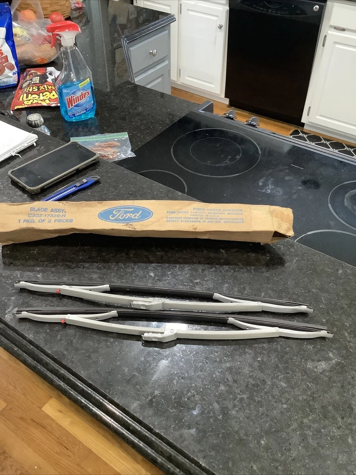 "Limpiaparabrisas Anco C3OZ-17528-H Ford Fairlane 65-66 Mustang 1963-1966 como nuevo" Foto 1 de 4