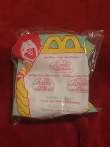 MCDONALDS HAPPY MEAL TOY / MAITRE DE GENIE FROM DISNEY'S ALADDIN / 1996 - Picture 1 of 2