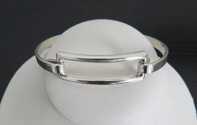2003 TIFFANY & CO STERLING SILVER RECTANGULAR HOOK BANGLE BRACELET - Image 1 of 4