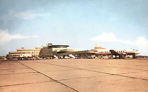 Postal vintage del aeropuerto de Pittsburgh, Pensilvania, alrededor de 1958 - Imagen 1 de 2