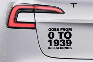 Pegatina Pegatina Coche Tesla "VA DE 0 A 1939 en 3 SEGUNDOS" - Imagen 1 de 7