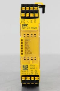 Pilz 772142 PNOZ m EF 8DI 4DO Erweiterungsmodul - Bild 1 von 3