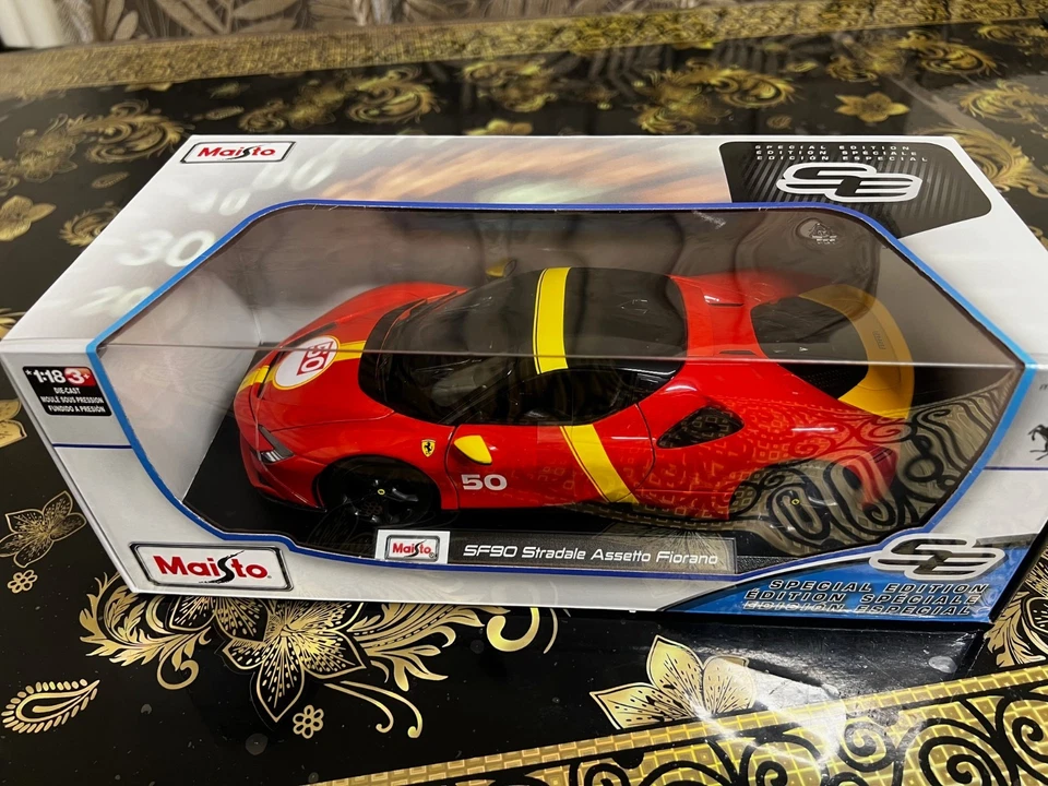 Maisto 1:18 Die-Cast Special Edition Red Ferrari SF90 Stradale Assetto Fiorano - Image 1 of 1
