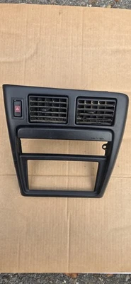 1995-1997 Toyota Tacoma painel central rádio acabamento climático moldura porta-copos fabricante de equipamento original - Imagem 1 de 4