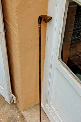 canne ancienne  pommeau sabot de cheval 19ème - Photo 1/4