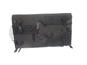 Bolso sin asas Prabal Gurung adornado de encaje negro Neiman Marcus - Imagen 1 de 10