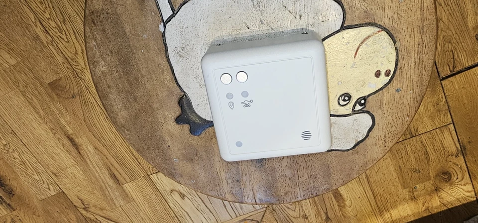 Hive 2 channel reciever  - Image 1 of 1