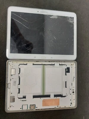 2X Samsung Tablet JobLot Bundle (Damaged/Faulty) For Parts Only — Untested — #22 - Image 1 of 4