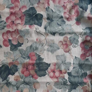 Vintage Cranston Fabric 44" X 20" Cotton Grapes Beige Tan Sewing Quilting - Picture 1 of 6