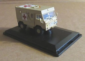 OXFORD DIECAST LAND ROVER 101 FC AMBULANCE GULF WAR 1991 1:76 SCALE MEDICAL CORP - Picture 1 of 5