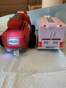 HESS 2020 PLUSH FIRE TRUCK AND LIGHTS AND SOUND AMBULANCE TOGETHER!! NICE - Picture 1 of 11