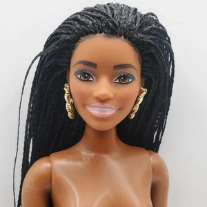 Barbie Desnuda 2020 Fashionistas Curvy #144 AA GHW58. Defecto de cabello en la parte posterior - Imagen 1 de 6