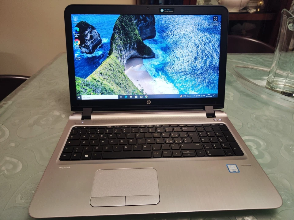 Notebook 15.6" Pc Portatile HP Intel Core i5 12GB Ram DDR4 SSD 256GB - Immagine 1 di 4