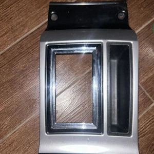 2005 - 2007 Chrysler 300 Auto Shift Shifter Cover Trim Bezel OEM!!!!!! - Picture 1 of 15