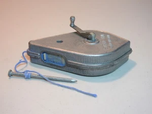 Vintage STRAIT-LINE Chalk Line Reel Plumb Bob - the Irwin Company USA - Picture 1 of 11
