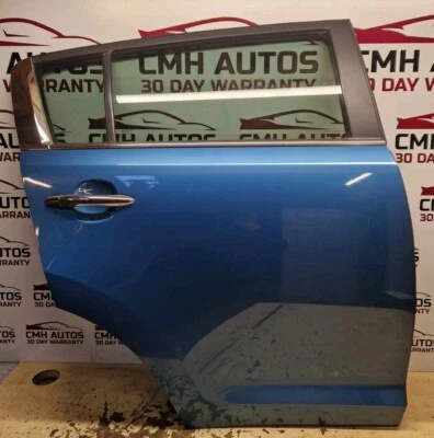 KIA SPORTAGE MK3 REAR DRIVER SIDE COMPLETE DOOR IN BLUE PAINT CODE 5B '10-15 - Image 1 of 4