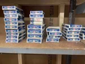BOX OF 7 NOS Vintage AC Delco R46S Spark Plugs 5613879 Green Rings 7 PLUGS ONLY - Picture 1 of 1