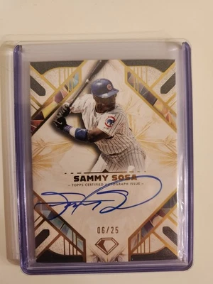 Autógrafo Toppsa Diamond Icons Sammy Sosa 2025/25 Chicago Cubs Foto 1 de 2