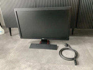 BenQ RL2455HM 61 cm (24 Zoll) 16:9 LCD Monitor - Schwarz und Rot - Bild 1 von 6