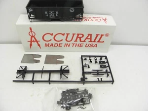 ACCURAIL #25361 -USRA TWIN HOPPER -DEL. & HUDSON - D&H #44837 - HO SCALE-KIT - Picture 1 of 4