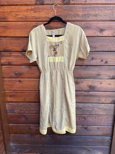 True Vintage Gold Embossed 100% Silk Chinese Style Mid-Century Dress 60s/70s - Picture 1 of 2