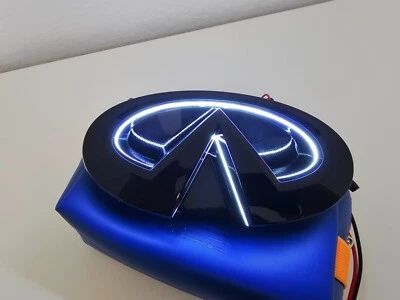 FOR 2009-2013 INFINITI G37 SEDAN White LED Front Grill Emblem. Foto 1 de 4