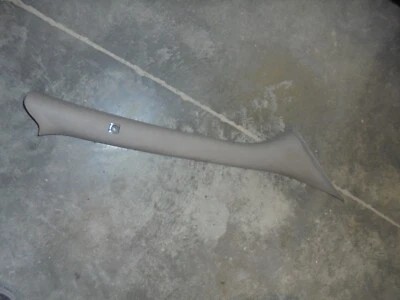 Cubierta de panel interior Saturn SC2 1999 borde bronceado pilar derecho poste puerta delantera 2000 Foto 1 de 2