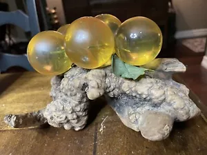 7"x5"x4.5" Lucite Grapes & Driftwood/Burl Vtg MCM Amber 5Grapes & 1 Leaf - Picture 1 of 8