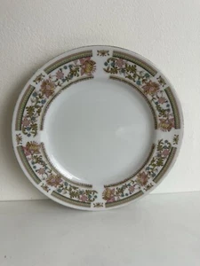 Hampton Fine Porcelain White Round Plate With Floral Design - Picture 1 of 10