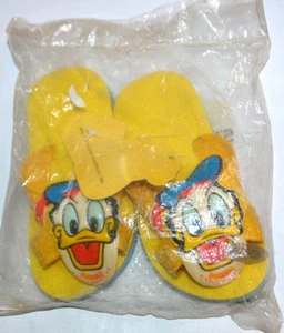 Vintage Made in Hong Kong Disney Donald Duck Childs Sandals small 5-6 - Picture 1 of 3