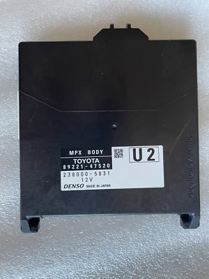 Toyota Prius Prime 2019 control de carrocería multiplex 89221-47520 U2 MPX fabricante original Foto 1 de 4