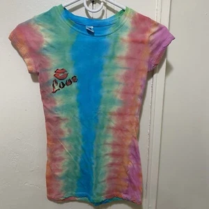Girls Tie Dye T-shirt love kisses size Small - Picture 1 of 3