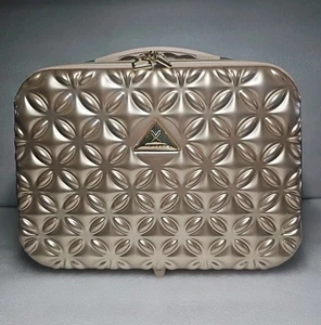 TRIFORCE Elite Performance hard case Travel Beauty Makeup Bag Platinum Gold - Picture 1 of 15