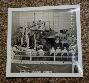 ORIGINAL APOLLO Pre-Mission Grumman Astronaut Test (4.00" x 4.00") B&W Photo 03 - Picture 1 of 2