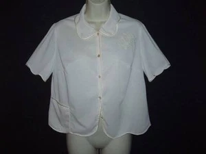 VTG CREAMY IVORY LACE APPLIQUE POCKET SCALLOPS GALORE BED JACKET ROBE S TO M - Picture 1 of 1