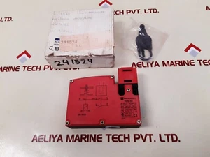 Telemecanique XCS-TE5341 Limit/Safety Switch 10322 - Picture 1 of 7