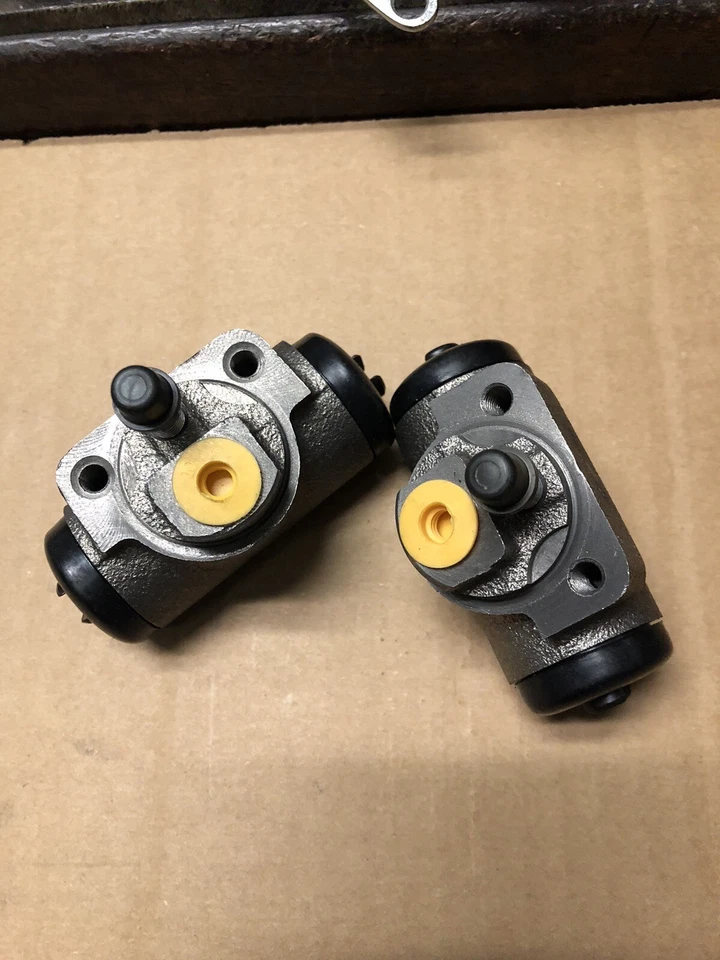 Rueda trasera cilindro;inders se adapta 96-01 Toyota RAV4 AMBOS Foto 1 de 1