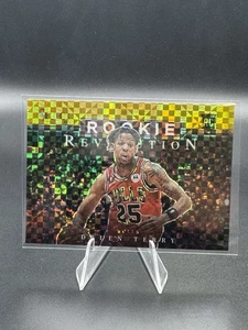 Dalen Terry Select Rookie Revolution RC Gold 10/10 Bulls, Arizona Wildcats - Bild 1 von 3