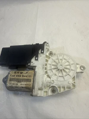 Volkswagen New Beetle RH Window Motor Module OEM Bosch F00H J00 006 1998–2010 - Image 1 of 4