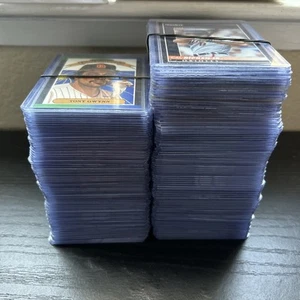 MASSIVE 155 HOF Card Lot With Tony Gwynn, Cal Ripken, Chipper Jones, Wade Boggs - Picture 1 of 1