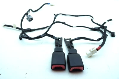 2006 LEXUS GS300 FRONT LEFT & RIGHT SEAT BELT CLIP LATCH BUCKLE BLACK SET OEM - Image 1 of 4