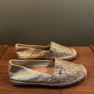 Michael Kors Womens Bronze Leather Espadrille Slip On Closed Toe Shoes Size 6M - Picture 1 of 9