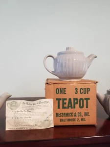VINTAGE McCORMICK GRAUE TEEKANNE MIT DREI TASSEN SEHR SELTEN - Bild 1 von 12