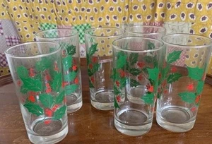 Vintage Holly Berry Glasses Tumblers 6 Pcs Indiana Bartlett Collins VTG - Picture 1 of 4