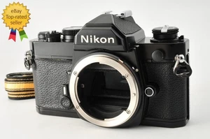 [NEUWERTIG mit Riemen] Nikon FM schwarz 35 mm analoge Spiegelreflexkamera MF Gehäuse aus Japan #1155 - Bild 1 von 13